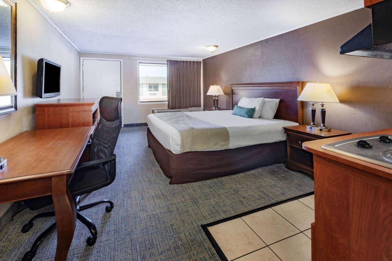 Travelodge By Wyndham 3*