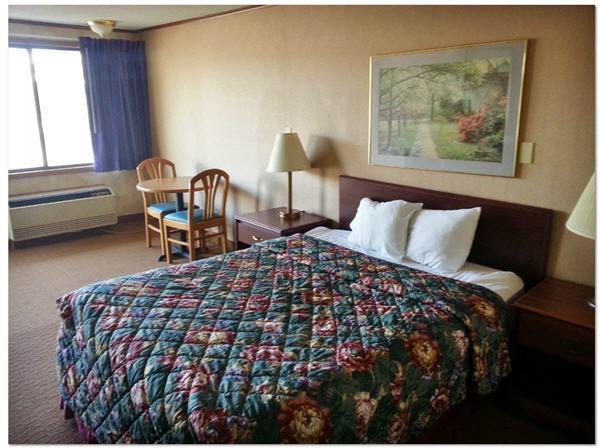 Travelodge By Wyndham 3* Monroe