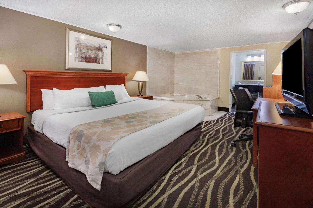 Hotel Travelodge By Wyndham Monroe