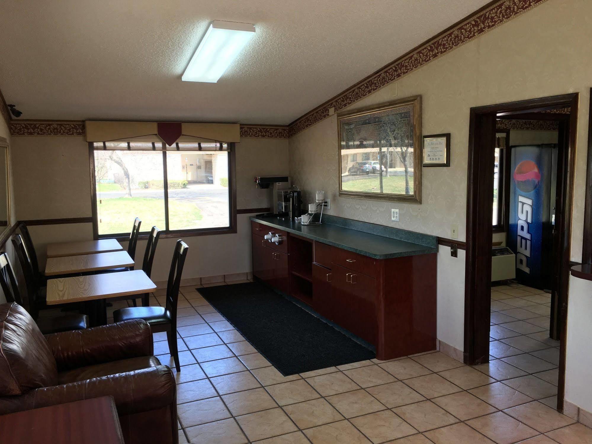 Travelodge By Wyndham Hotel